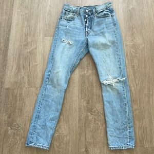 Levi’s Mom jeans